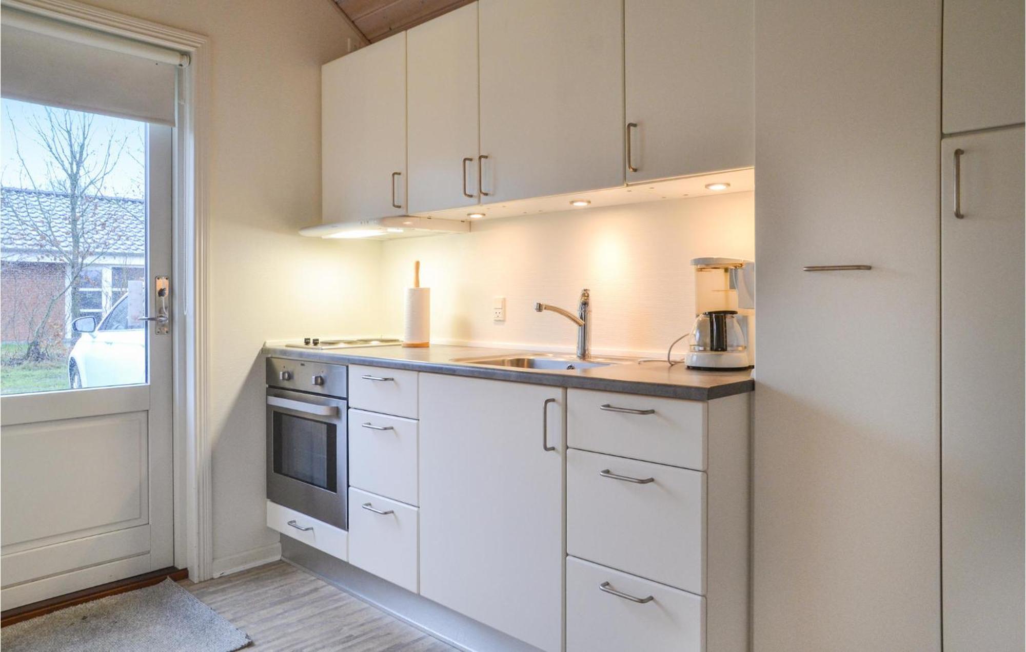 2 Bedroom Stunning Home In Grindsted Exteriör bild