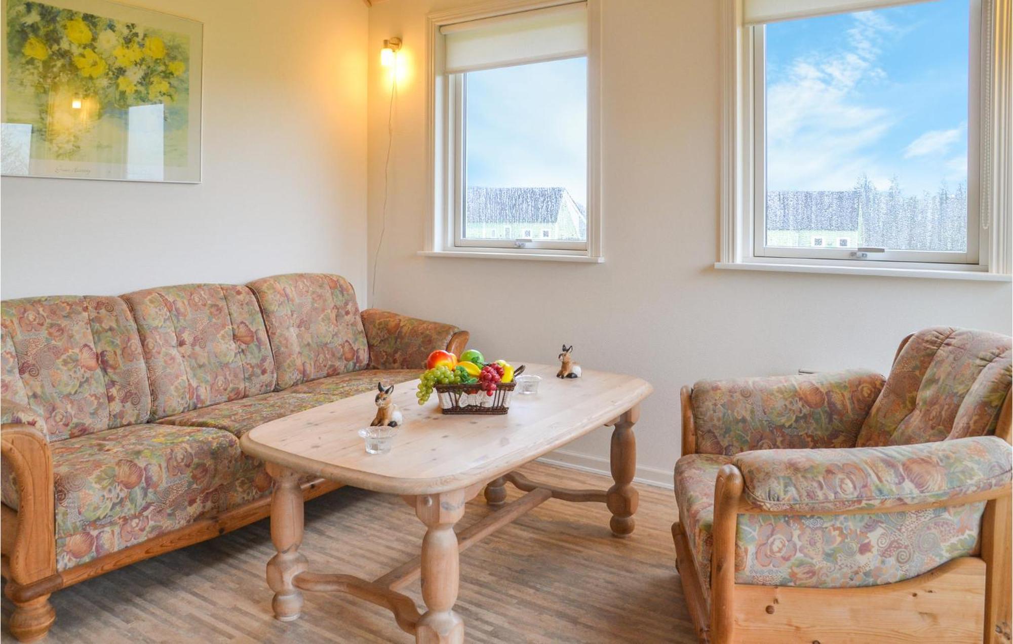 2 Bedroom Stunning Home In Grindsted Exteriör bild