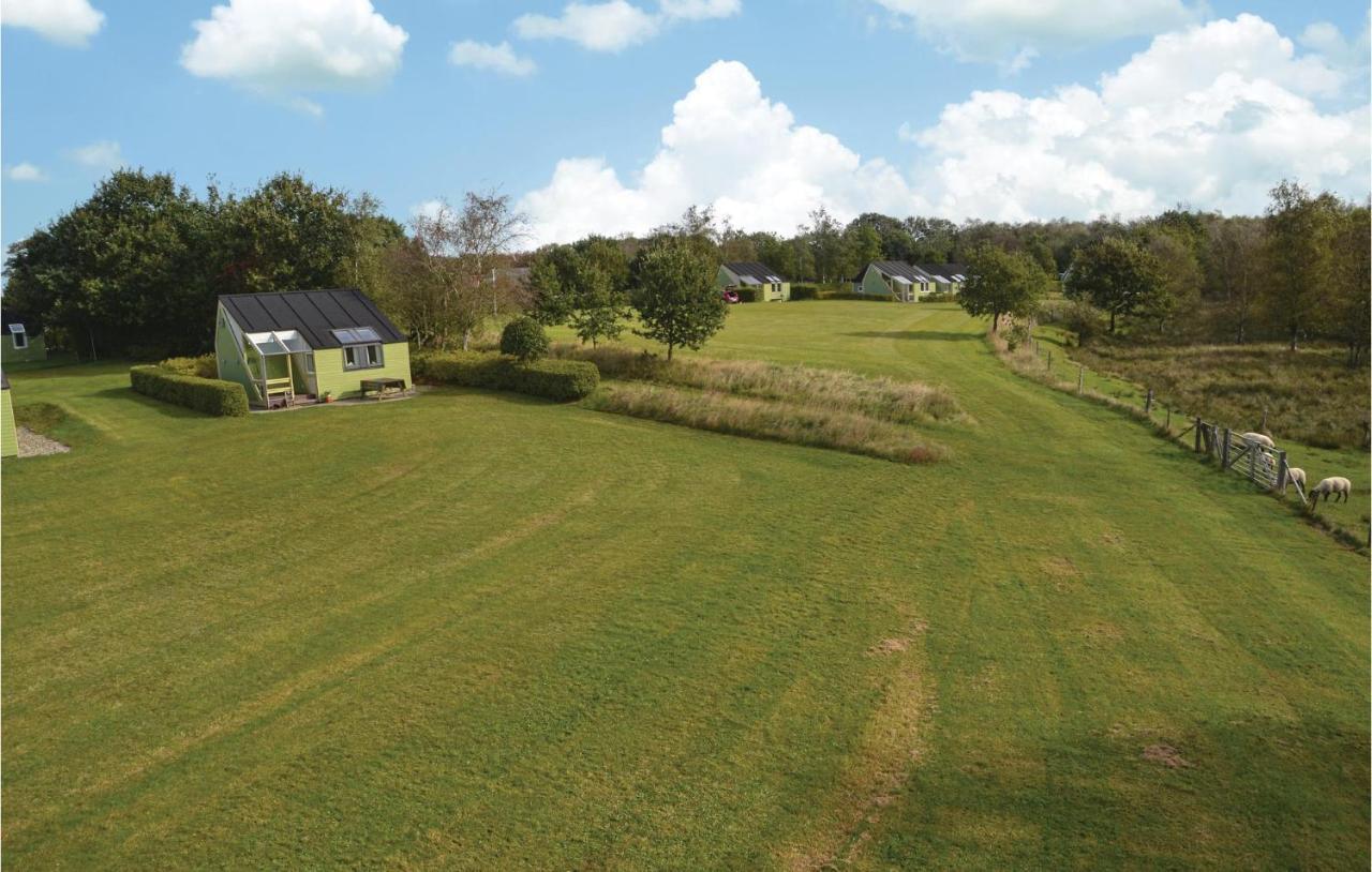 2 Bedroom Stunning Home In Grindsted Exteriör bild